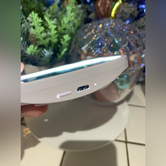 LED pocket mirror - Picture 4 of 7